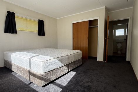 Photo of property in 49a John F Kennedy Drive, Milson, Palmerston North, 4414