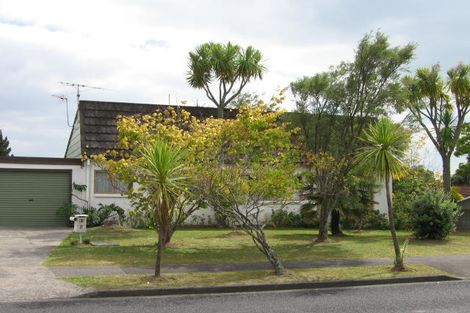 Photo of property in 2/53 Sartors Avenue, Browns Bay, Auckland, 0630