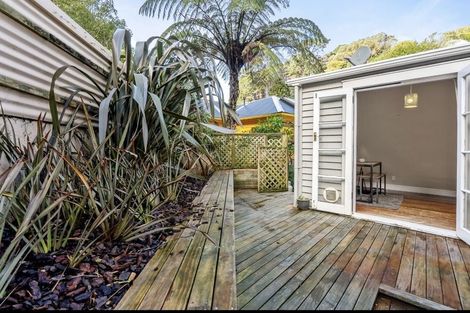 Photo of property in 32 Holloway Road, Aro Valley, Wellington, 6021