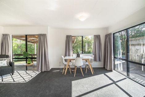 Photo of property in 99 West Harbour Drive, West Harbour, Auckland, 0618