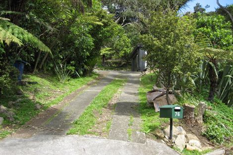 Photo of property in 76 Rayner Road, Piha, New Lynn, 0772
