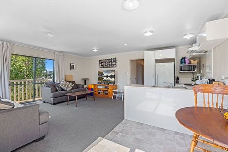 Photo of property in 3 Titiro Way, Welcome Bay, Tauranga, 3112