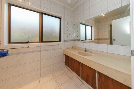 Photo of property in 47 Sandspit Road, Cockle Bay, Auckland, 2014