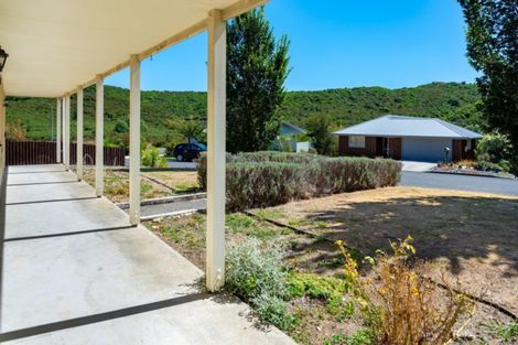 Photo of property in 4 Rohe Drive, Waikawa, Picton, 7220