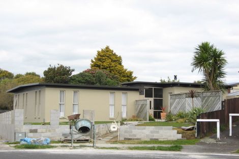 Photo of property in 27c Montana Place, Merrilands, New Plymouth, 4312