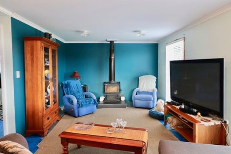 Photo of property in 10 Hunter Street, Karamea, 7893
