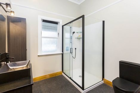 Photo of property in 30 Granville Street, Silverstream, Upper Hutt, 5019