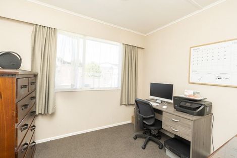 Photo of property in 5 Hamblyn Crescent, Nawton, Hamilton, 3200