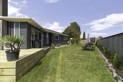 Photo of property in 39 Heather Street, Levin, 5510