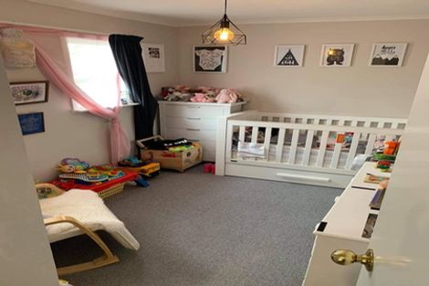 Photo of property in 8 Ruru Road, Otaihanga, Paraparaumu, 5036