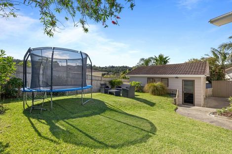 Photo of property in 6 Spinella Drive, Bayview, Auckland, 0629