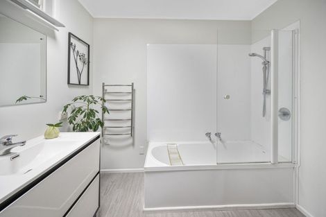 Photo of property in 185 Avenue Road, Greenmeadows, Napier, 4112