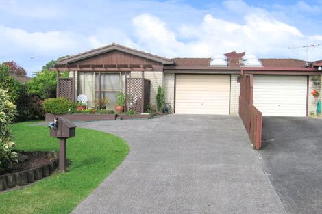Photo of property in 6b Ursula Place, Half Moon Bay, Auckland, 2012