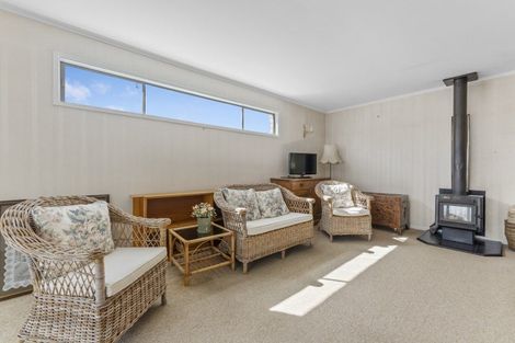 Photo of property in 8 Kowhai Street, Levin, 5510