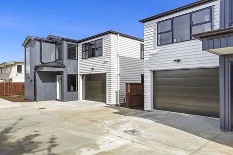 Photo of property in 165b Waimumu Road, Massey, Auckland, 0614