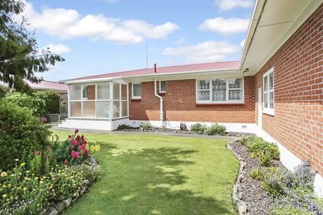 Photo of property in 26 Shirley Avenue, Papakura, 2110