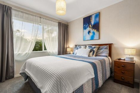 Photo of property in 58 Marina View Drive, West Harbour, Auckland, 0618