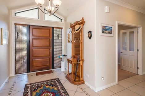 Photo of property in 57 Kotuku Drive, Paraparaumu Beach, Paraparaumu, 5032