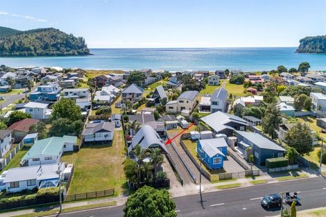 Photo of property in 306 Ocean Road, Whangamata, 3620