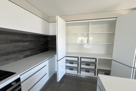 Photo of property in 10 Masters Lane, Waitara, 4320