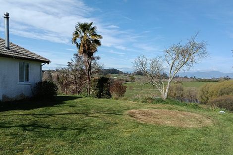 Photo of property in 16 Mamaku Road, Tasman, Upper Moutere, 7173