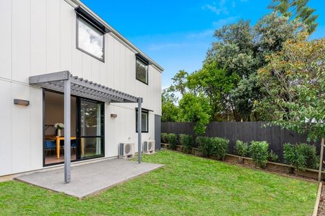 Photo of property in 1 Ara Reti, Mangere, Auckland, 2022