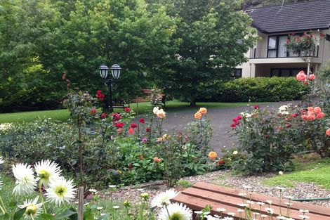 Photo of property in 182b Forest Hill Road, Waiatarua, Auckland, 0612