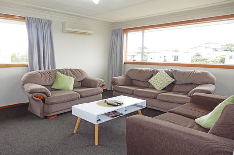Photo of property in 8 Oxford Street, Holmes Hill, Oamaru, 9401