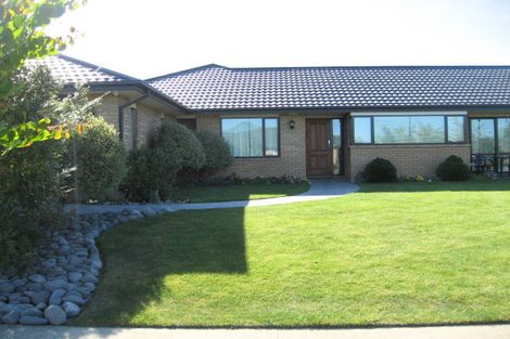 Photo of property in 4 Baltic Place, Northwood, Christchurch, 8051