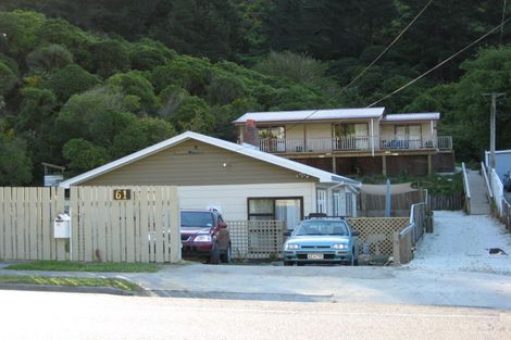 Photo of property in 61 Wairau Road, Picton, 7220