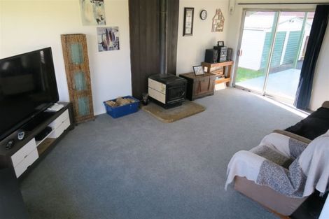Photo of property in 16 Waipuna Place, Tokoroa, 3420