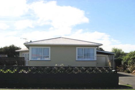 Photo of property in 8 Tawhero Street, Gonville, Whanganui, 4501