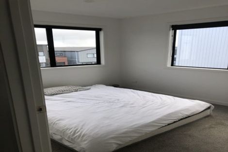 Photo of property in 15 Pohewa Road, Silverdale, 0932