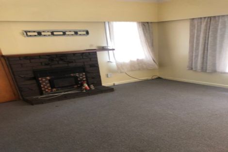 Photo of property in 23 Sutton Crescent, Papakura, 2110