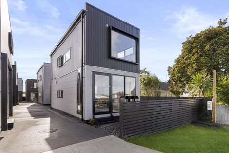 Photo of property in 14c Andrew Road, Howick, Auckland, 2010