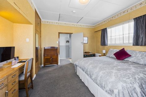 Photo of property in 15 Tasman Street, Opunake, 4616