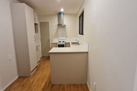 Photo of property in 11 Topliss Drive, Northcross, Auckland, 0632