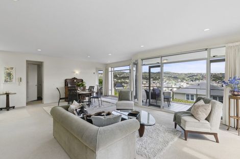 Photo of property in 19 Lawson Place, Mount Victoria, Wellington, 6011