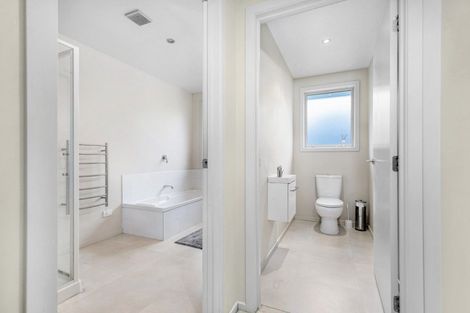 Photo of property in 66 Onslow Road, Lake Hayes, Queenstown, 9304