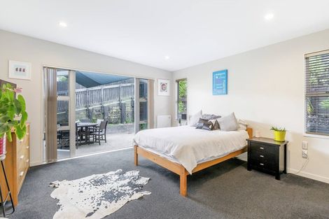 Photo of property in 24 Kittiwake Drive, Schnapper Rock, Auckland, 0632