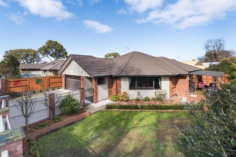 Photo of property in 3 Astelia Court, Milson, Palmerston North, 4414