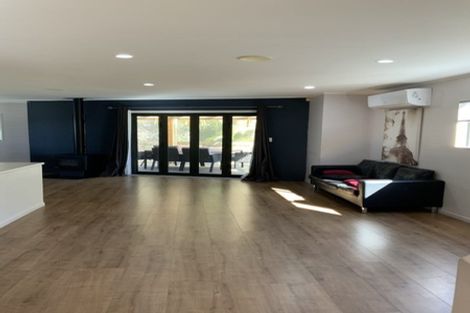 Photo of property in 11 Longview Rise, Massey, Auckland, 0614