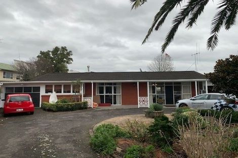 Photo of property in 25 Kensington Place, Fairfield, Hamilton, 3214