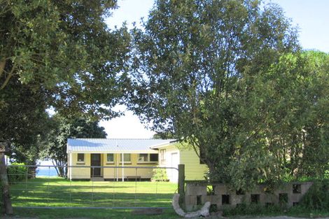 Photo of property in 133 Karewa Parade, Papamoa Beach, Papamoa, 3118