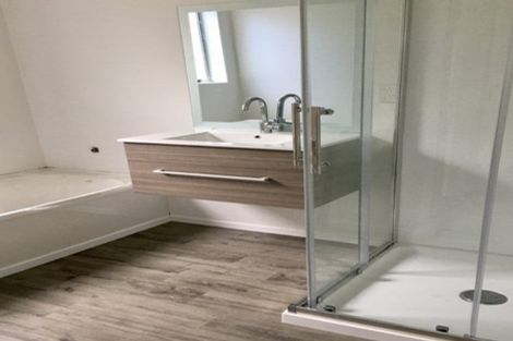 Photo of property in 137 Makarini Street, Paraparaumu, 5032