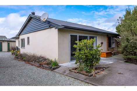 Photo of property in 10 Main North Road, Geraldine, 7930