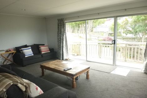 Photo of property in 80 Mulberry Street, Normandale, Lower Hutt, 5010