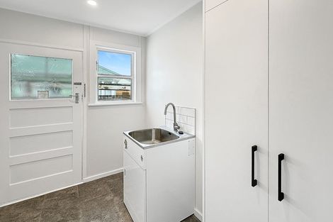 Photo of property in 68 Seddon Street, Naenae, Lower Hutt, 5011