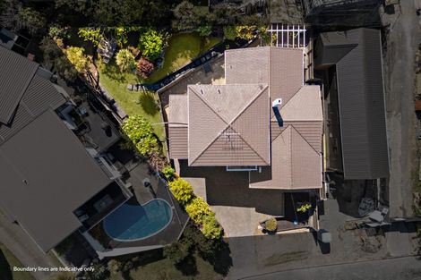 Photo of property in 16 Eastcliffe Road, Castor Bay, Auckland, 0620