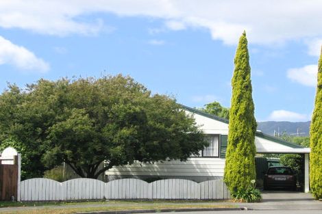 Photo of property in 5 Tulsa Grove, Totara Park, Upper Hutt, 5018